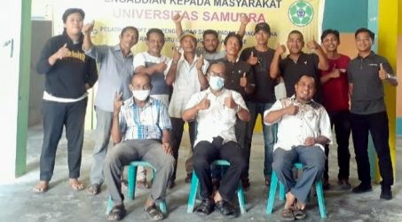 Foto : Pemuda Desa PB Blang Pase foto bersama dengan Tim PKM Undangan.