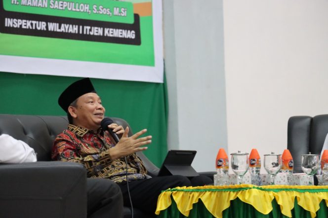 
 Foto : Irwil I Itjen Kemenag RI, Maman Saepulloh, S. Sos, M. Si saat memberi sosialisasi PP No 94 tahun 2021 di IAIN Langsa.