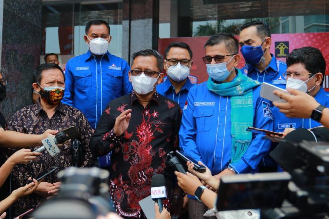 
 Cegah Anarkisme Hukum, Demokrat Mentahkan Uji Materiil Yusril dengan Serahkan Bukti ke Kemenkumham