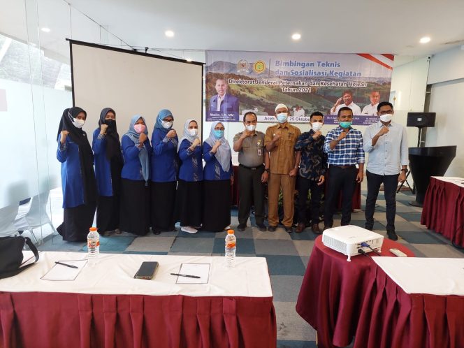 
 Muslim DPR RI Gandeng BPTU Bimtek Peternak Sapi di Aceh Timur