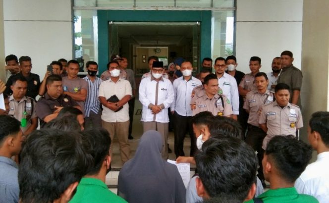
 Rektor Janji Sahuti Petisi KBM-IAIN Langsa Tempo Enam Hari