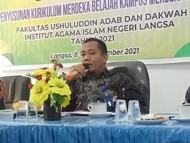 
 Foto : Dekan FUAD IAIN Langsa, Dr. H. Muhammad Nasir, MA.