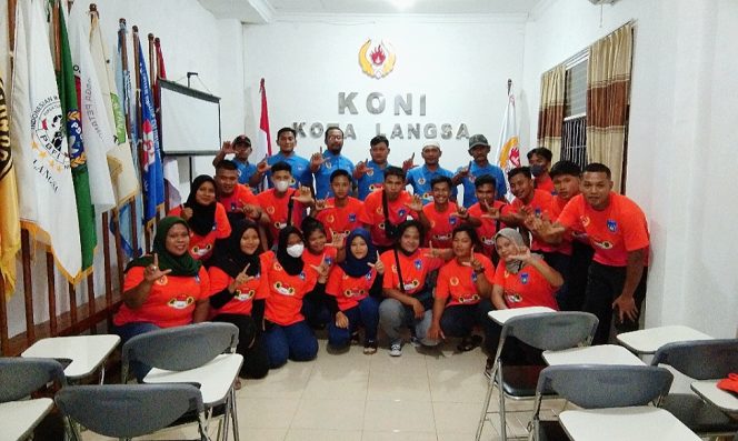 
 20 Atlet Angkat Besi Langsa Bertolak ke Banda Aceh