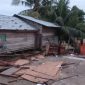 Foto : Reruntuhan rumah warga akibat erosi Krueng Langsa.