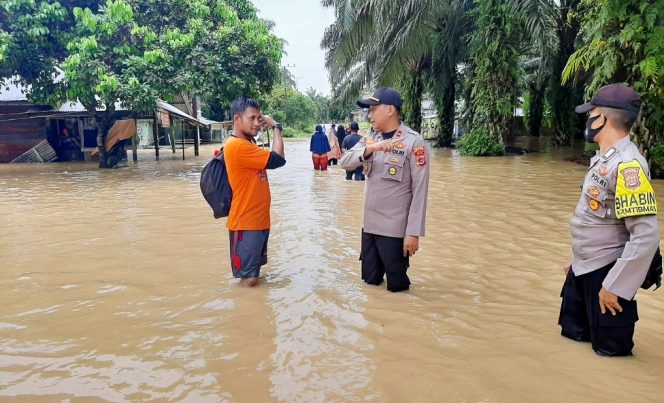 
 Sungai Tamiang Meluap, Pemukiman Warga Bantaran Kebanjiran
