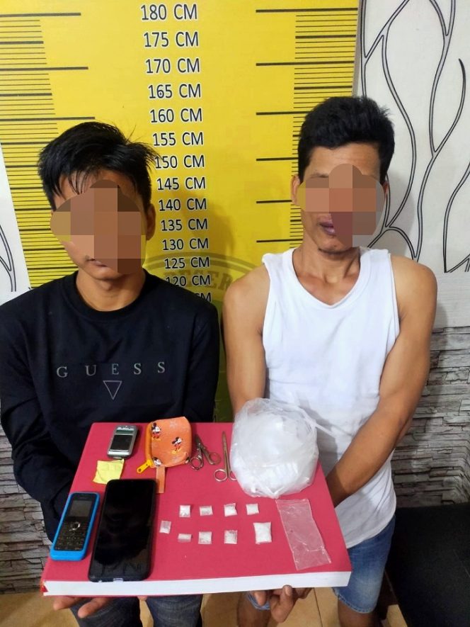 
 Dua Residivis Kasus Sabu Diciduk Polisi dalam Rumah