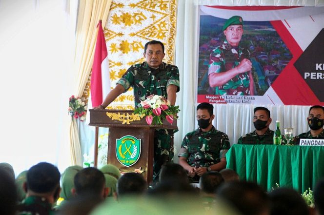 
 Kunjungi Makodim 0104/Atim, Ini Pesan Pangdam IM kepada Prajurit