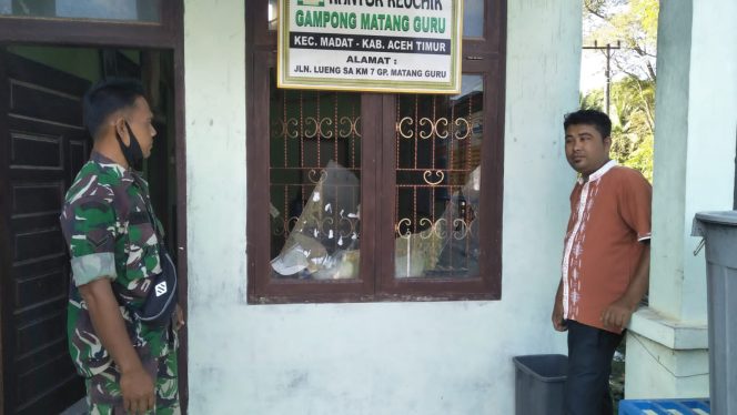 
 BLT Dihentikan, Sejumlah Warga Rusak Kantor Keuchik Matang Guru