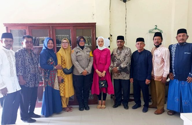
 Wanita Tionghoa Jadi Mualaf di Aceh Tamiang