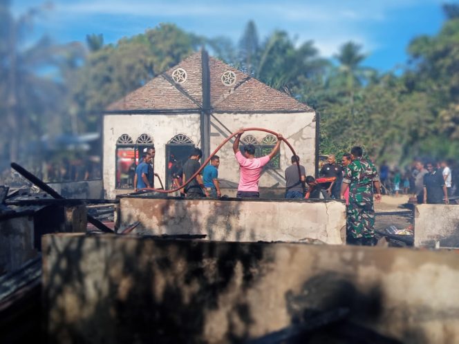 
 Dua Rumah Petani di Aceh Timur Ludes Dilalap si Jago Merah