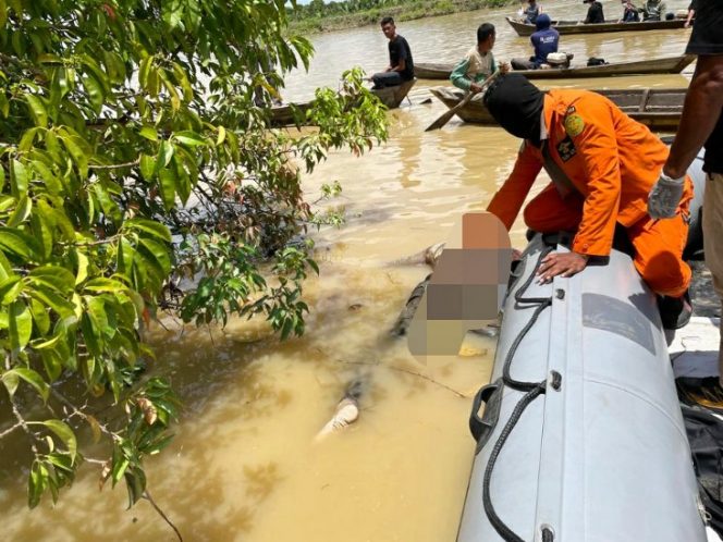 
 Ditemukan Mayat di Sungai Arakundo