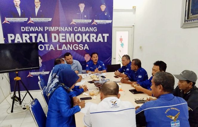 
 Rapat kerja launching pendaftaran Bacaleg Demokrat Pemilu 2024.
