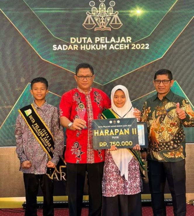 Foto : Duta Sadar Hukum Dari Simeulue Raih Juara Harapan II.