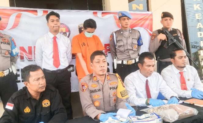 
 Sempat Kabur ke Nias, Oknum Ustad Pemerkosa Dua Santri di Langsa Diringkus Polisi