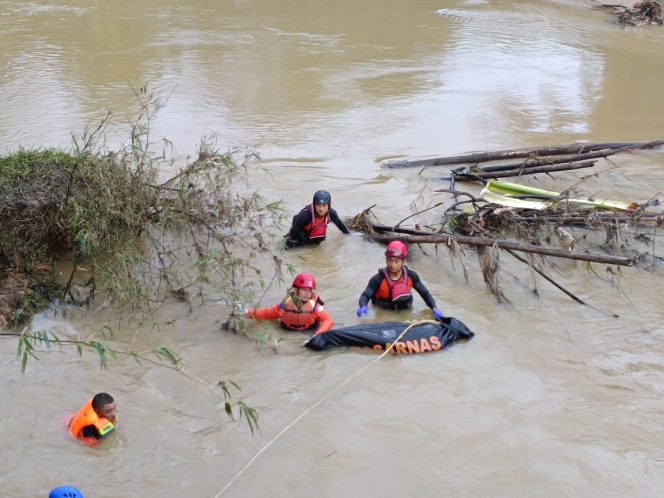 
 Seorang Pria Terseret Arus Sungai Keumuning Ditemukan Meninggal