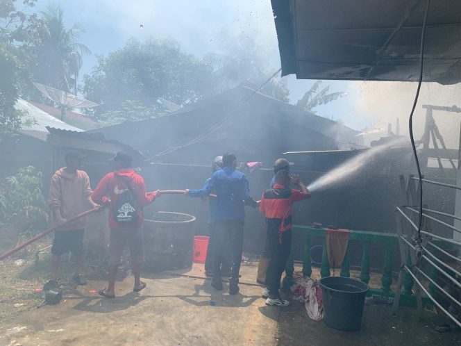 
 Diduga Korsleting Listrik, Empat Rumah Warga di Langsa Terbakar