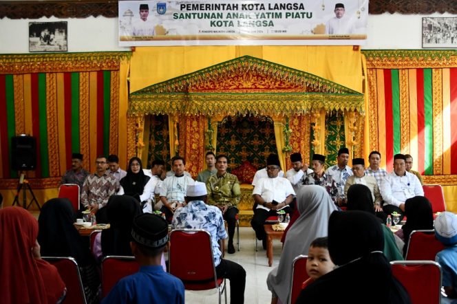 
 Jelang Lebaran Idul Adha, Pemko Langsa Santuni Puluhan Anak Yatim