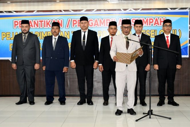 
 Delapan Pejabat Pratama Pemko Langsa Dilantik
