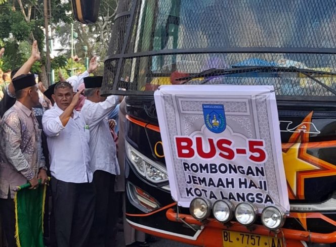 
 Pemko Langsa Lepas Keberangkatan Jama’ah Calon Haji 1445 H