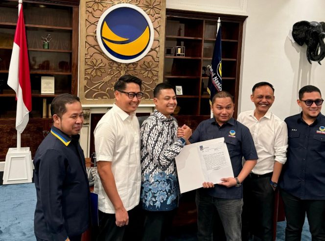 
 Jeffry-Haikal menerima Rekomendasi dari DPP Nasdem.