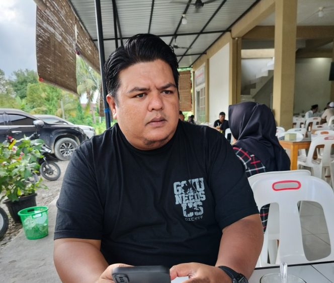 
 Ketua LSM KAMPAK, M. Aris Setiawan, SH