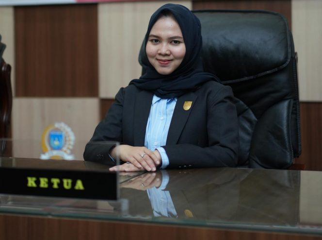 
 Ketua DPRK Langsa Melvita Sari, S.A.B.