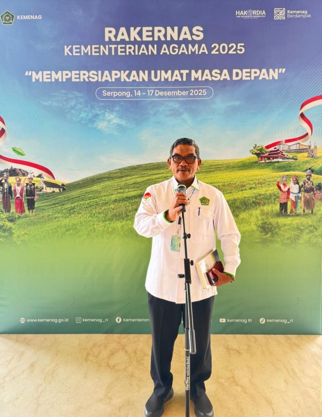 
 Rakernas Kemenag RI di Serpong : Rektor Suarakan Bantuan Bencana Aceh