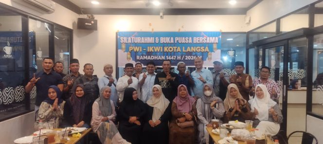 
 PWI Langsa Buka Puasa Bersama Legislator Muda Aceh