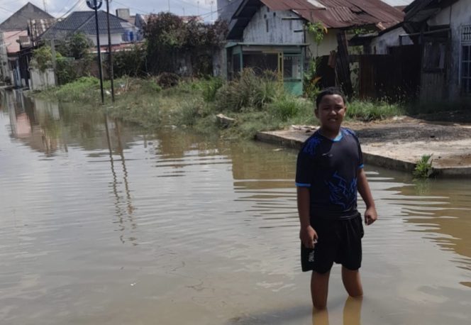 
 Banjir Rob Rendam Ratusan Rumah Warga Pesisir Kota Langsa