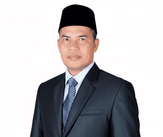 
 Ketua Umum ADAPI Komisariat IAIN Langsa, Dr. Muhammad Dayyan, M. Ec.