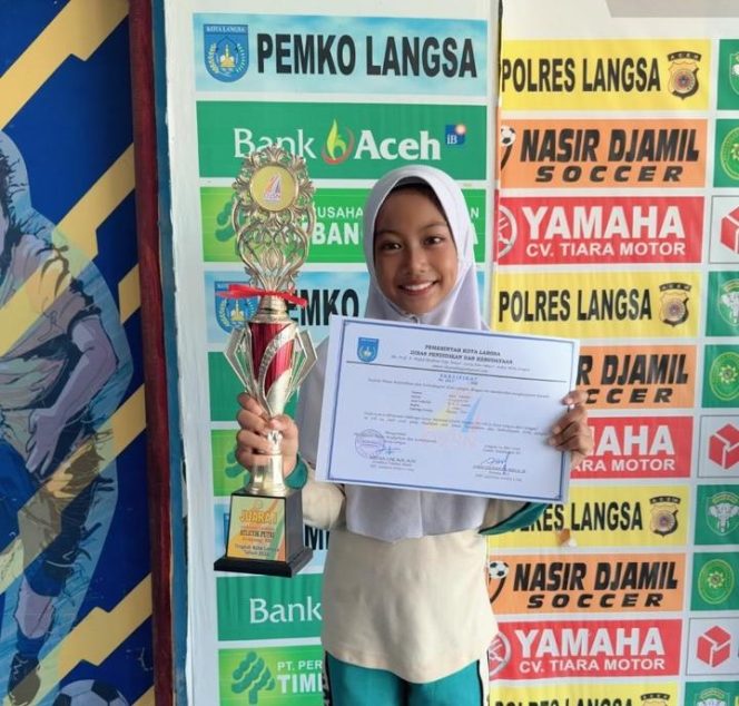 
 Siswi SDN 1 Langsa Diva Azahra Juara 1 Atletik O2SN 2026