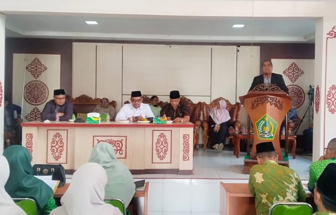 
 Sosialisasi di Kemenag Aceh Tengah, Rektor IAIN Langsa Ajak ASN Lanjutkan Studi Program Doktoral