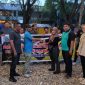 Pelepasan keberangkatan Nadita Aprilia (Baju Hitam) ke Pelatnas oleh Ketua PABSI Ade Putra Wijaya, didampingi Pelatih Heru Saputra dan Bendahara Fransisca.
